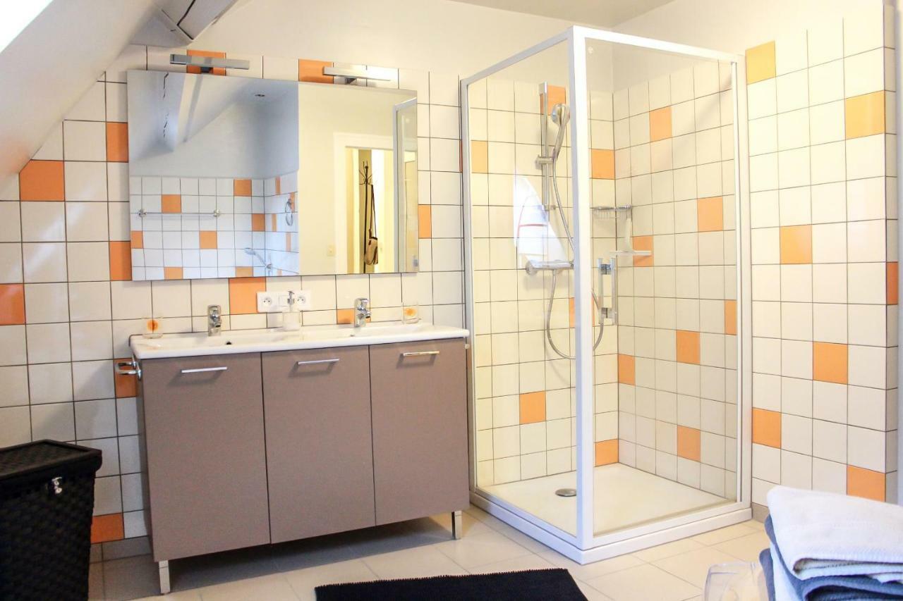Appartement Passe Partout Lucenay-l'Eveque Buitenkant foto