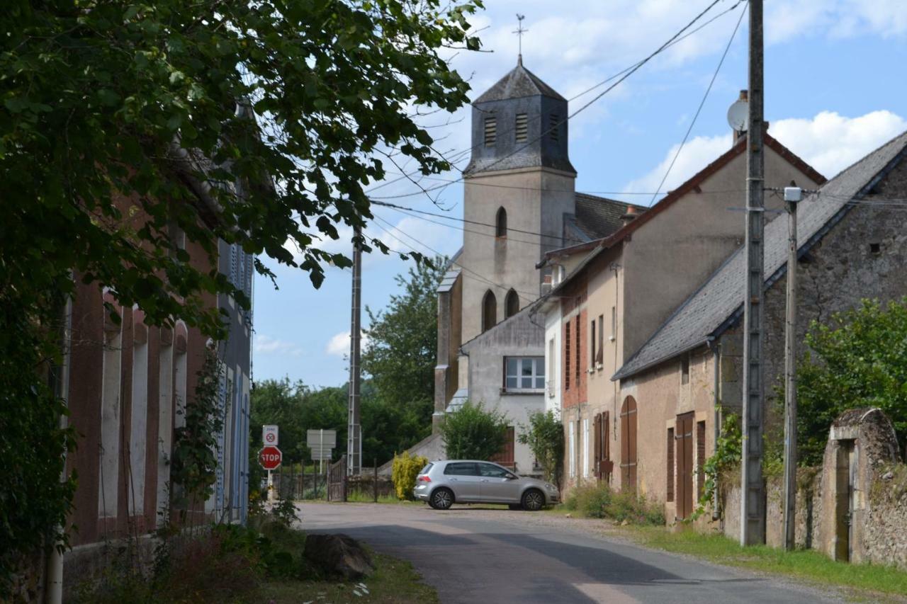 Appartement Passe Partout Lucenay-l'Eveque Buitenkant foto